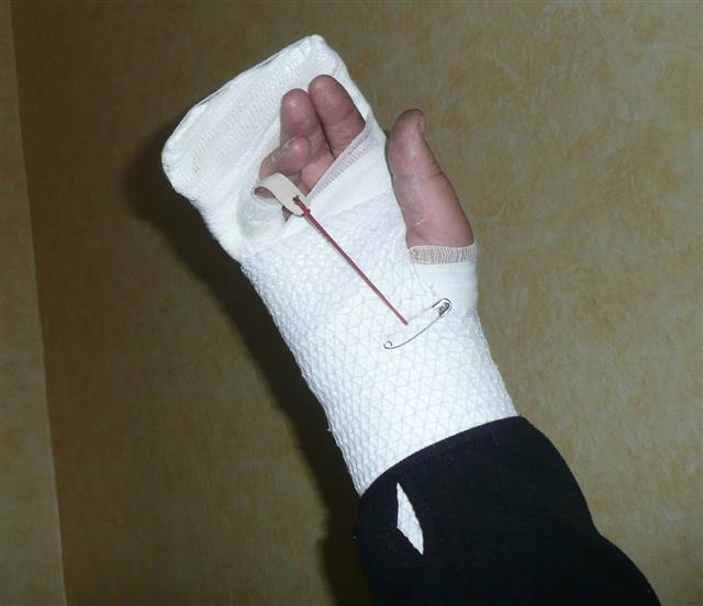 hand1 (Small).jpg